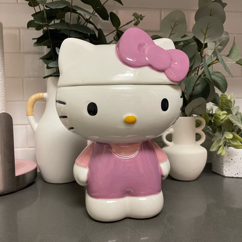 Hello Kitty Pink and White Cookie Jar